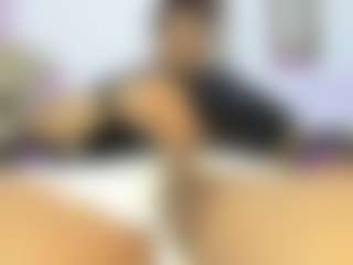 Yoximanuelmartz's Live Sex Cam Show