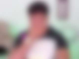 Yoximanuelmartz's Live Sex Cam Show