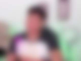 Yoximanuelmartz's Live Sex Cam Show