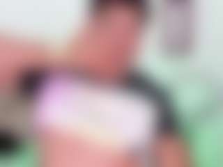 Yoximanuelmartz's Live Sex Cam Show