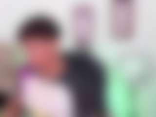 Yoximanuelmartz's Live Sex Cam Show