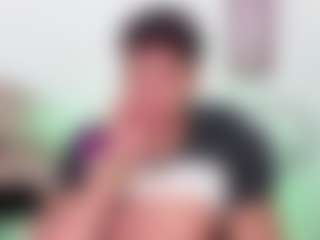 Yoximanuelmartz's Live Sex Cam Show