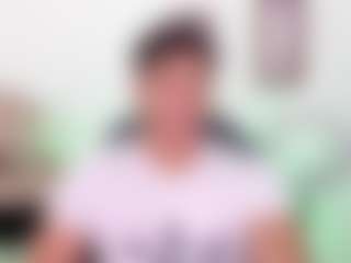 Yoximanuelmartz's Live Sex Cam Show