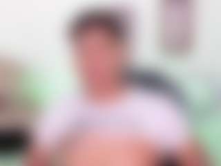 Yoximanuelmartz's Live Sex Cam Show