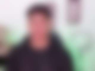 Yoximanuelmartz's Live Sex Cam Show