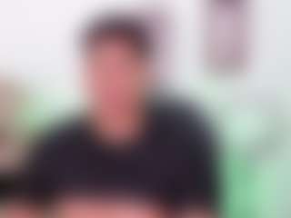 Yoximanuelmartz's Live Sex Cam Show