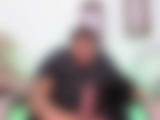 Yoximanuelmartz's Live Sex Cam Show