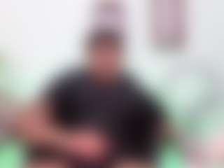 Yoximanuelmartz's Live Sex Cam Show