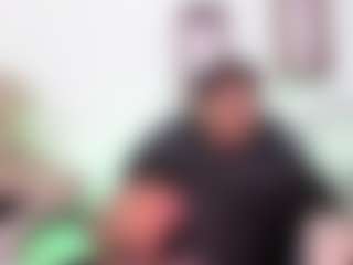 Yoximanuelmartz's Live Sex Cam Show