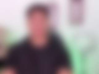 Yoximanuelmartz's Live Sex Cam Show
