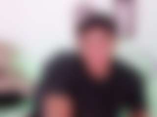 Yoximanuelmartz's Live Sex Cam Show