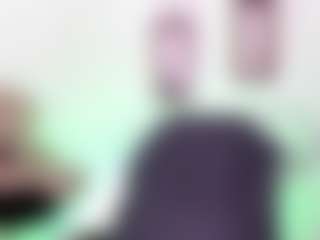 Yoximanuelmartz's Live Sex Cam Show