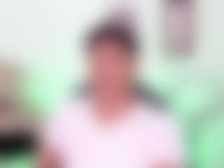 Yoximanuelmartz's Live Sex Cam Show