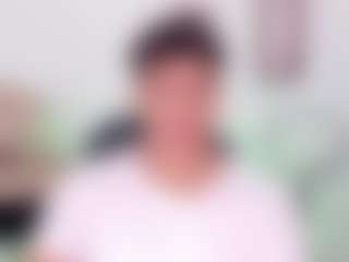 Yoximanuelmartz's Live Sex Cam Show