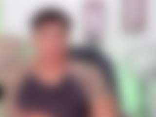 Yoximanuelmartz's Live Sex Cam Show