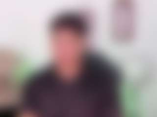 Yoximanuelmartz's Live Sex Cam Show