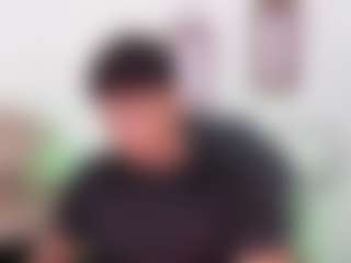 Yoximanuelmartz's Live Sex Cam Show