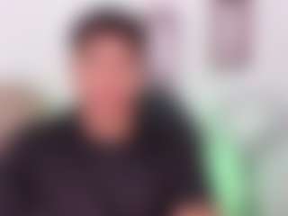 Yoximanuelmartz's Live Sex Cam Show