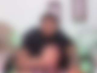 Yoximanuelmartz's Live Sex Cam Show