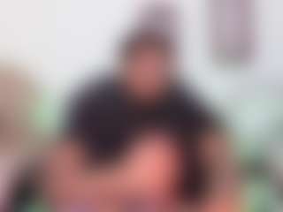 Yoximanuelmartz's Live Sex Cam Show