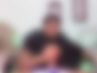 Yoximanuelmartz's Live Sex Cam Show