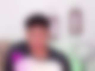 Yoximanuelmartz's Live Sex Cam Show