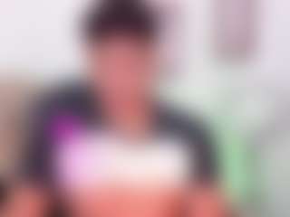 Yoximanuelmartz's Live Sex Cam Show