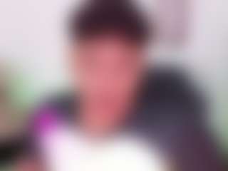 Yoximanuelmartz's Live Sex Cam Show