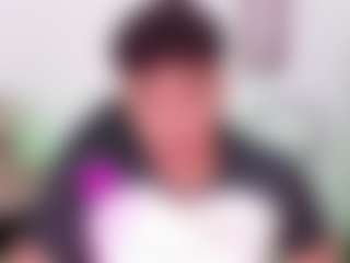 Yoximanuelmartz's Live Sex Cam Show