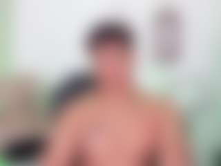 Yoximanuelmartz's Live Sex Cam Show