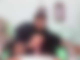 Yoximanuelmartz's Live Sex Cam Show