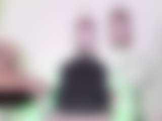 Yoximanuelmartz's Live Sex Cam Show