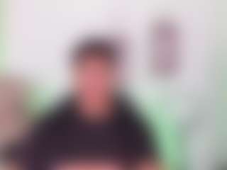 Yoximanuelmartz's Live Sex Cam Show