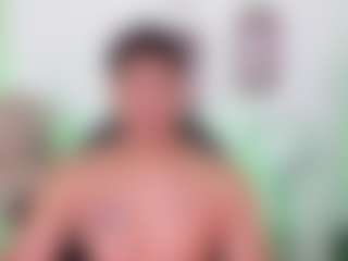 Yoximanuelmartz's Live Sex Cam Show