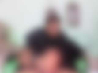 Yoximanuelmartz's Live Sex Cam Show