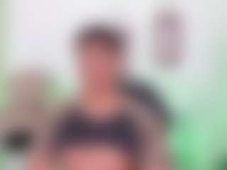 Yoximanuelmartz's Live Sex Cam Show