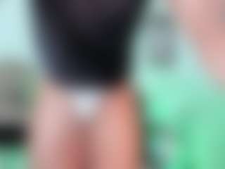 Yoximanuelmartz's Live Sex Cam Show
