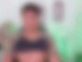 Yoximanuelmartz's Live Sex Cam Show