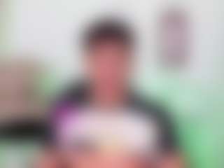 Yoximanuelmartz's Live Sex Cam Show