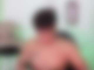 Yoximanuelmartz's Live Sex Cam Show