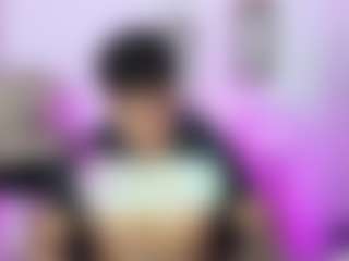 Yoximanuelmartz's Live Sex Cam Show