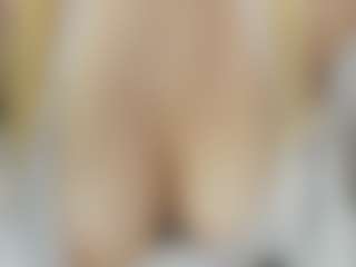 Live cam show with MarianaRousse18 - Fuck on Camsoda