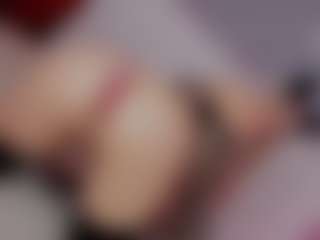 Baby-Isaa's Live Sex Cam Show