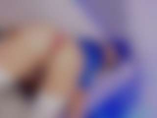 Live cam show with Baby-Isaa - Self Suck on Camsoda
