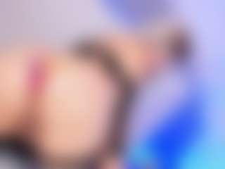 Baby-Isaa's Live Sex Cam Show