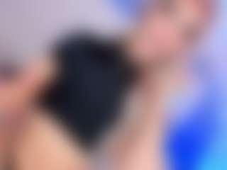Baby-Isaa's Live Sex Cam Show