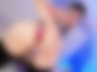 Baby-Isaa's Live Sex Cam Show