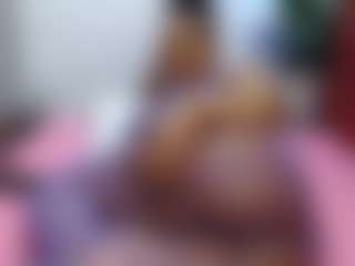 Live cam show with Bellah247 - Ebony HD on Gym Cam Girls