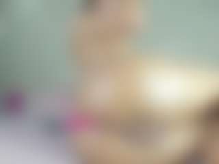 khloe queen's Live Sex Cam Show