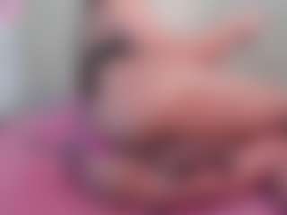 khloe queen's Live Sex Cam Show
